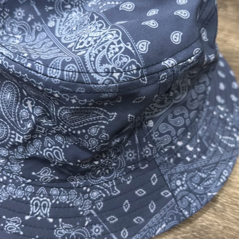 Retro Bandana Tech Bucket Hat - Picture 5 of 8
